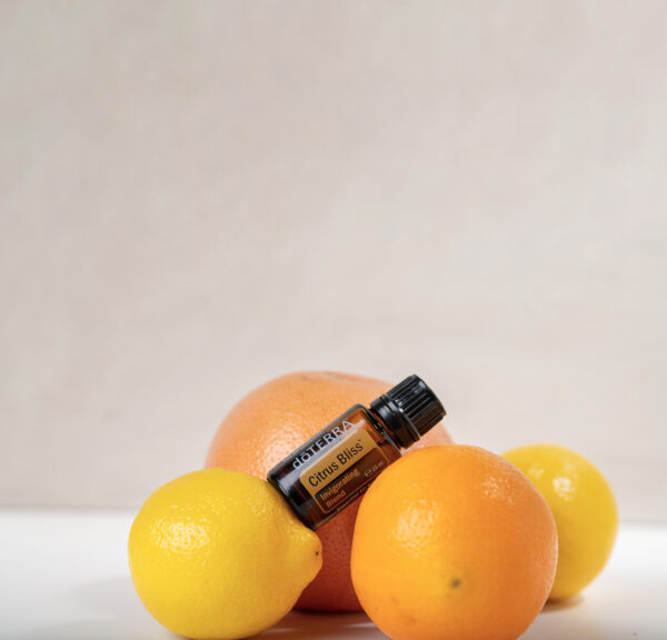 Synergie Citrus Bliss® – dynamise le corps et l’esprit, réveille la créativité et diffuse une atmosphère enjouée et lumineuse